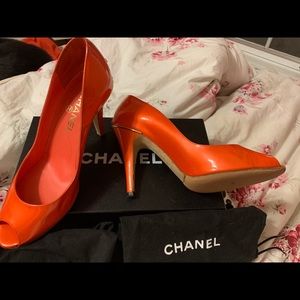 Chanel orange patent peep toe pumps